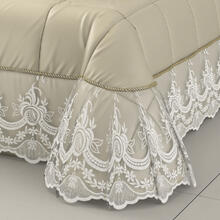 TRAPUNTA 2 PIAZZE  CON PIZZO DI ORGANZA  IN RASO CM 260X270 